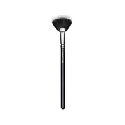MAC Brushes For The Face 184S Duo Fibre Fan